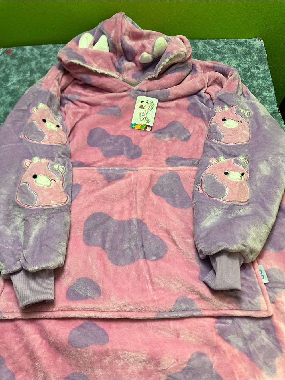 Squishmallows Women’s Hooded Plush Pullover - Pink & Lavender OS - Picture 4 of 13